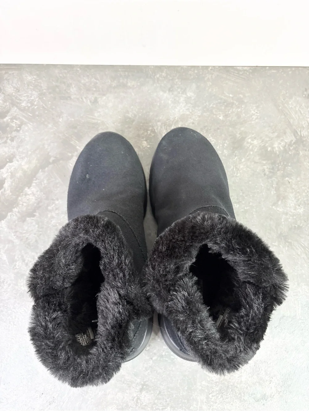 Skechers Women's On-The-Go Joy black suede slip-on boots faux fur trim size 7 - Picture 4 of 9